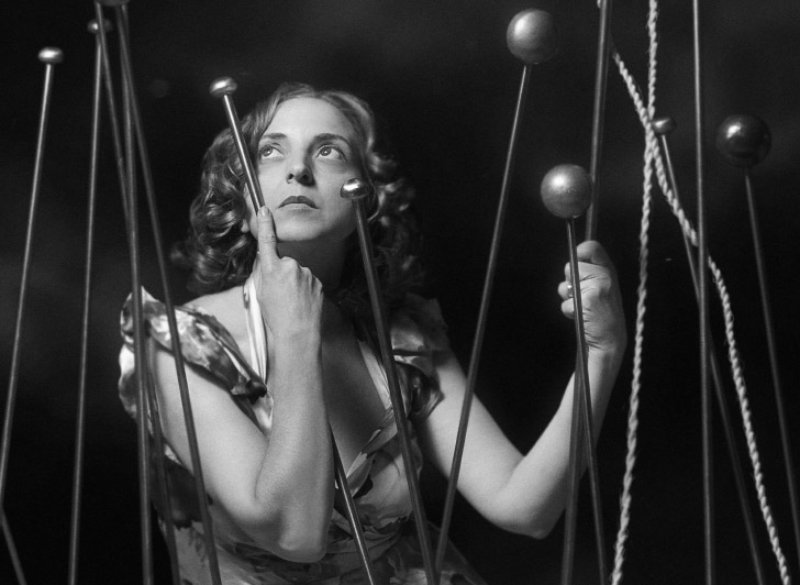 Cr&oacute;nicas de la mujer menguante. Alfiletero